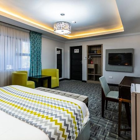 The Melva Guest House Габороне Экстерьер фото